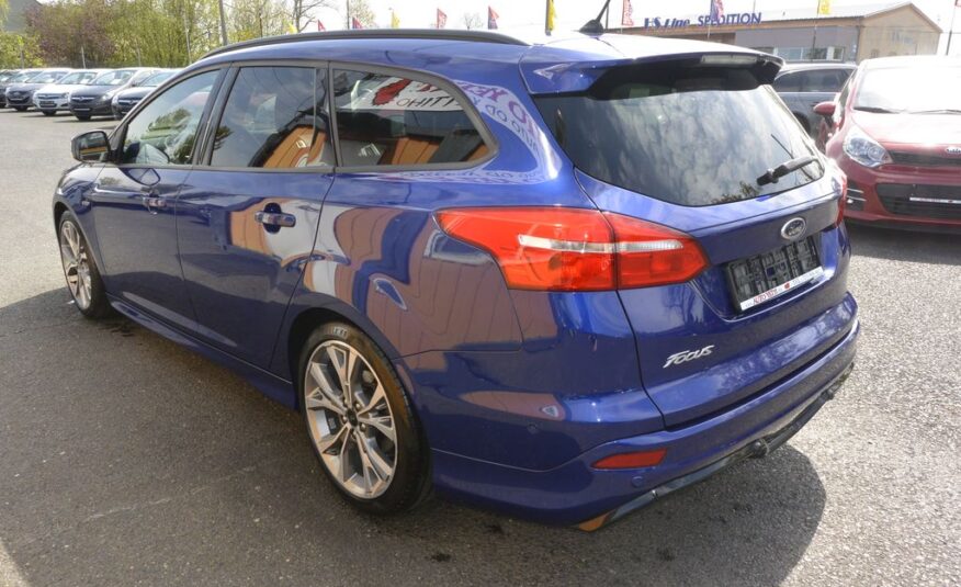 Ford Focus 2.0TDCi ST-Line 140k Titanium 110kW