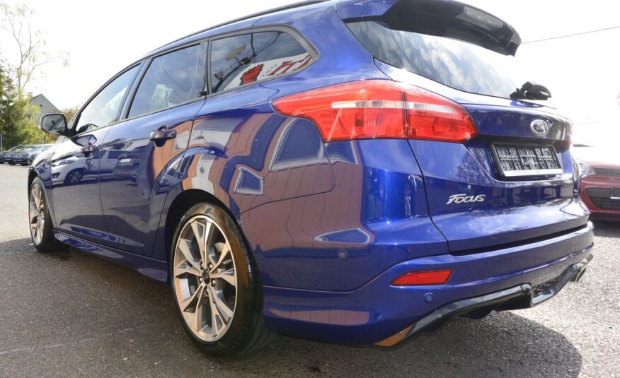 Ford Focus 2.0TDCi ST-Line 140k Titanium 110kW