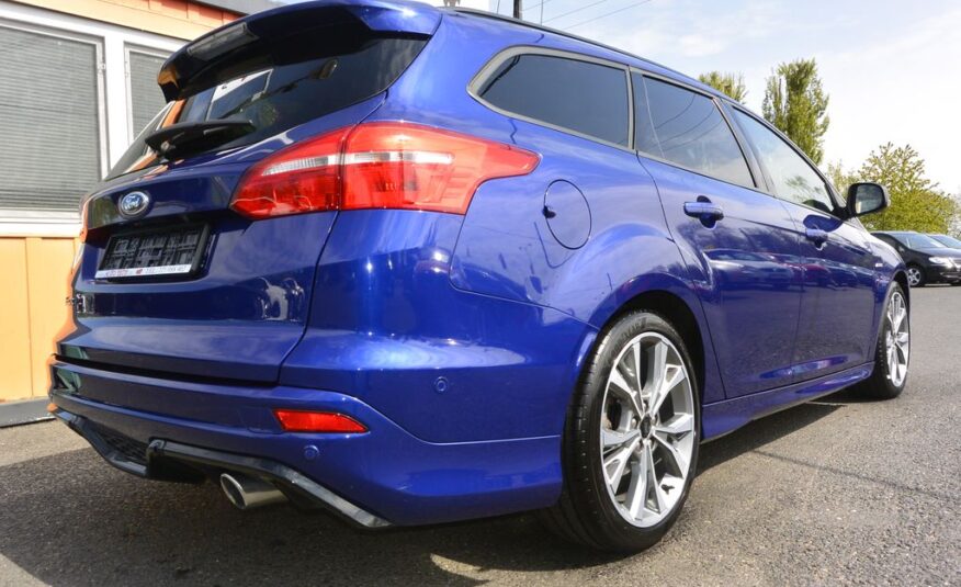 Ford Focus 2.0TDCi ST-Line 140k Titanium 110kW