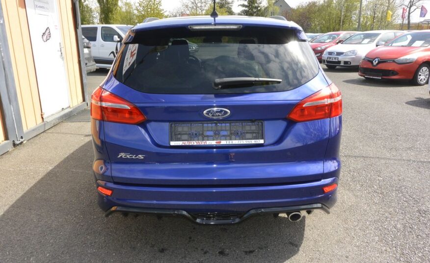 Ford Focus 2.0TDCi ST-Line 140k Titanium 110kW