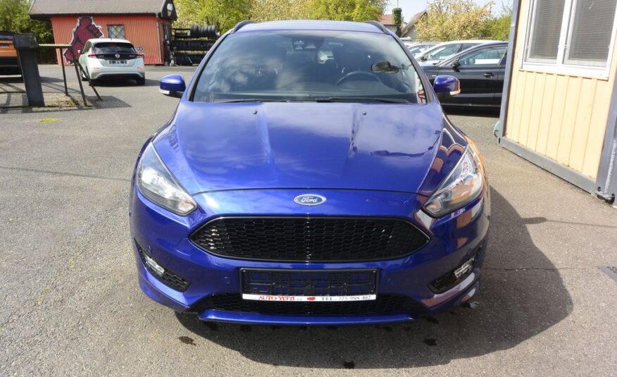 Ford Focus 2.0TDCi ST-Line 140k Titanium 110kW