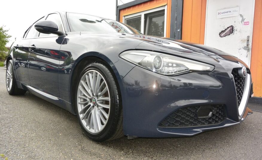 Alfa Romeo Giulia 2.2JTDm SUPER 180PS 132kW