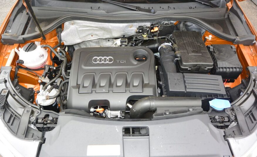 Audi Q3 2.0TDi XENON,NAVI 103kW