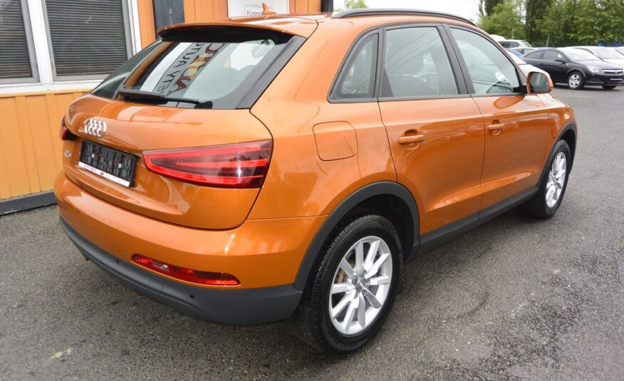 Audi Q3 2.0TDi XENON,NAVI 103kW