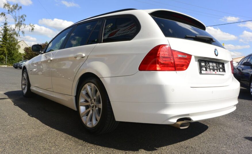 BMW 318 2.0d Touring 105kW