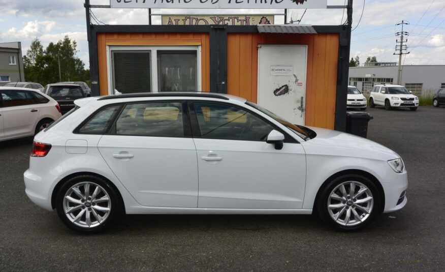 Audi A3 2.0TDi Spotback 110kW Xenon 110kW