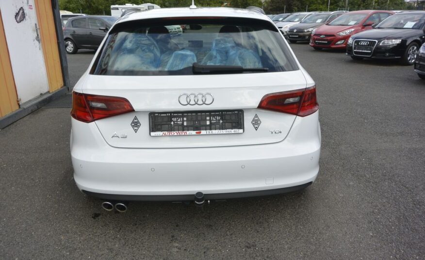 Audi A3 2.0TDi Spotback 110kW Xenon 110kW