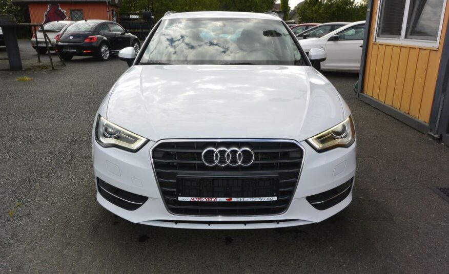 Audi A3 2.0TDi Spotback 110kW Xenon 110kW