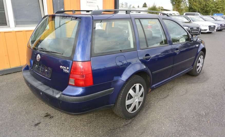 Volkswagen Golf 1.9TDi Variant 74kW