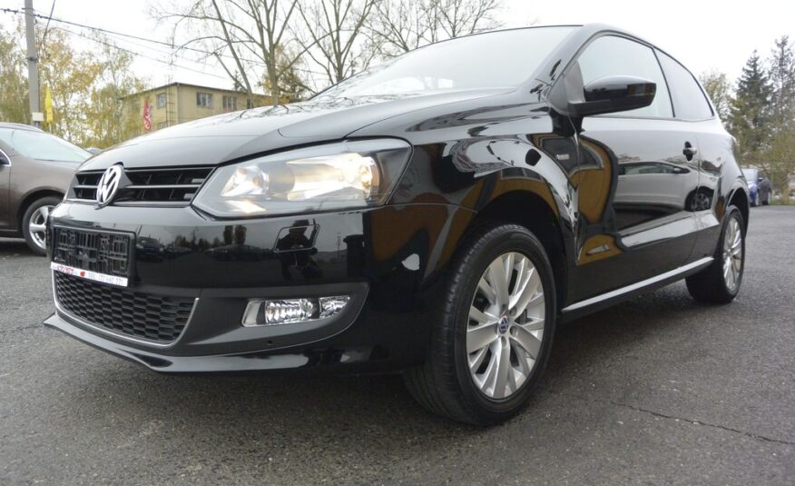 Volkswagen Polo 1.2i 59tis.km autoklima, vyřív 44kW