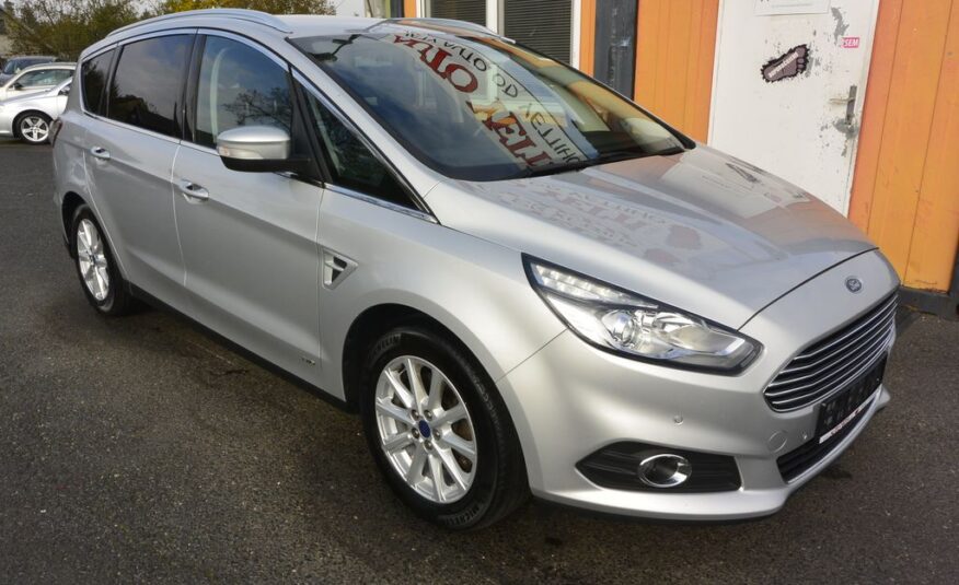 Ford S-Max 2.0TDCi Titanium 4×4 110kW