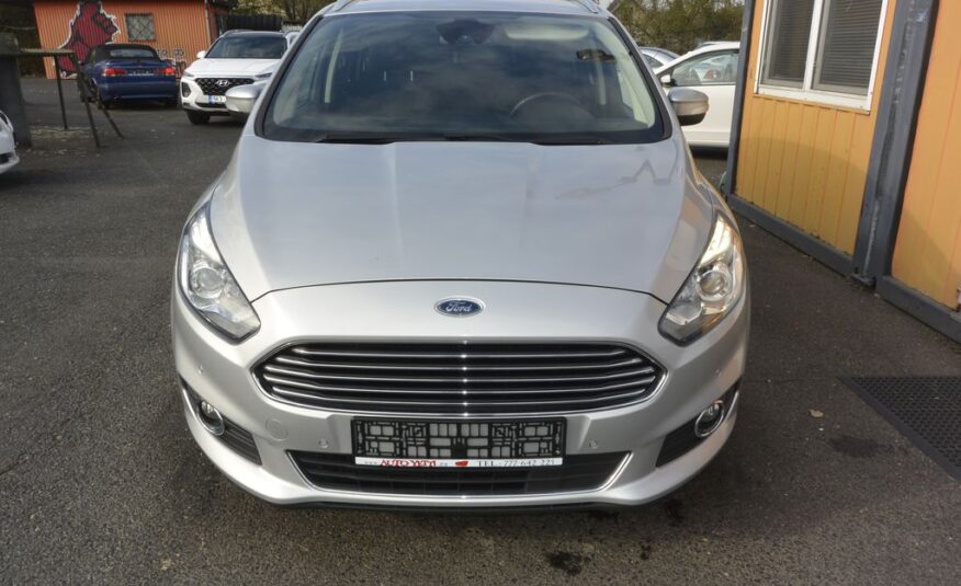 Ford S-Max 2.0TDCi Titanium 4×4 110kW