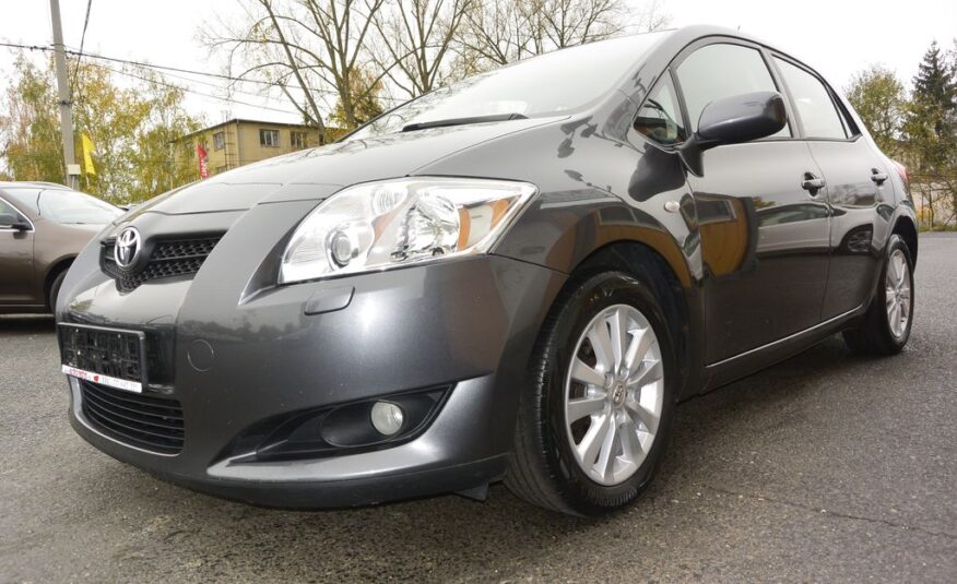 Toyota Auris 1.6VVTi Executive 91kW