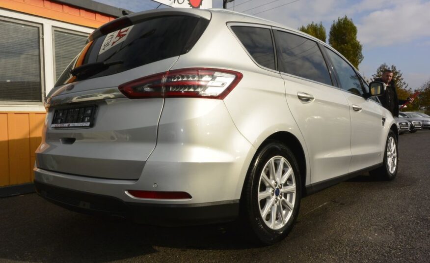 Ford S-Max 2.0TDCi Titanium 4×4 110kW