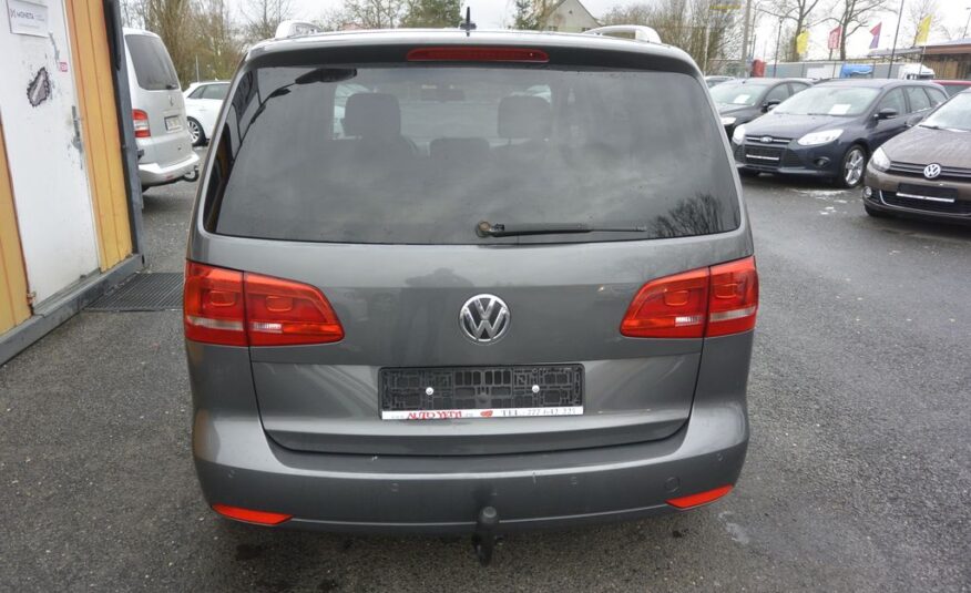 Volkswagen Touran 2.0TDi CUP Xenon 103kW