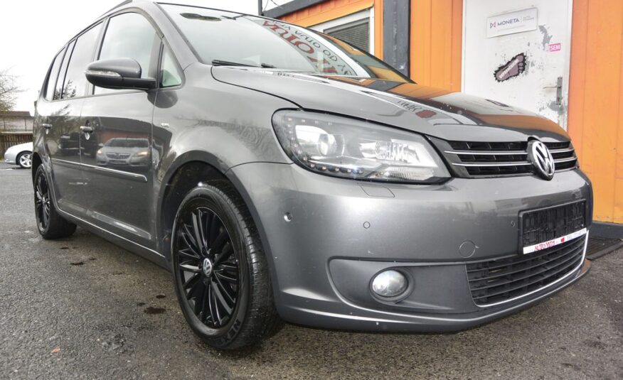 Volkswagen Touran 2.0TDi CUP Xenon 103kW